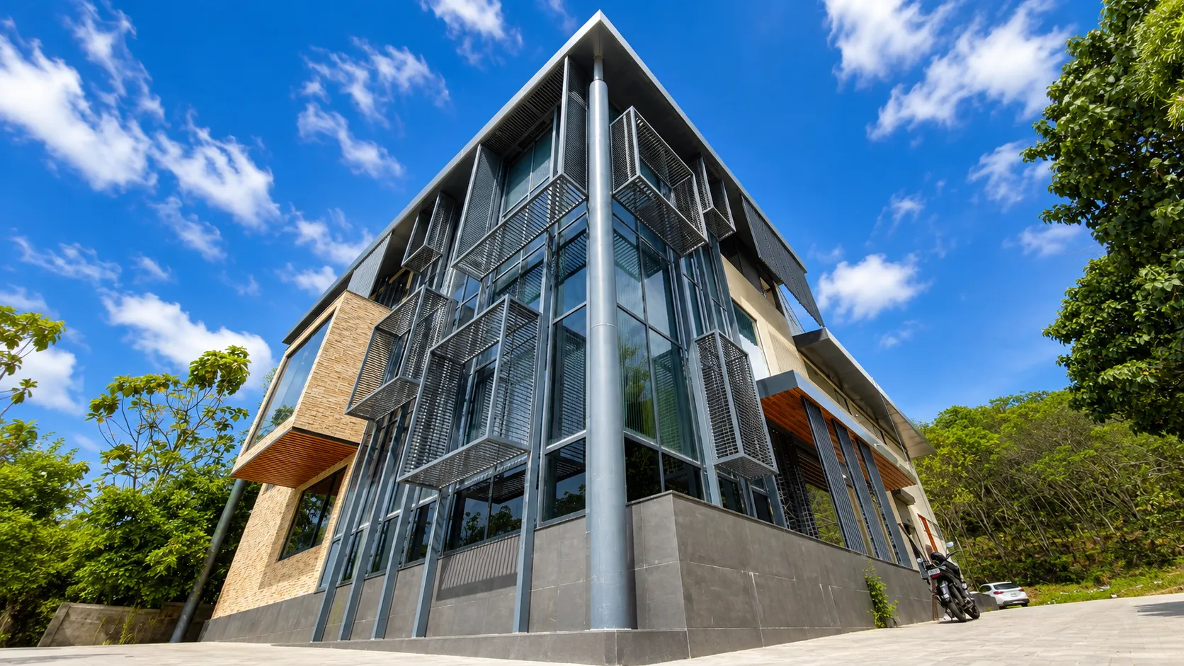 TURNKEY SOLUTIONS image 2